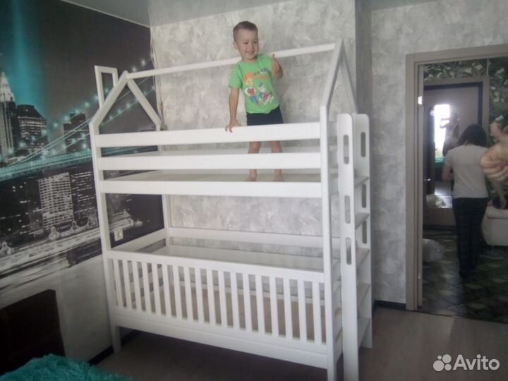 Кровати детские. Массив