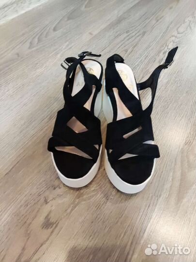 Босоножки женские 38 размер