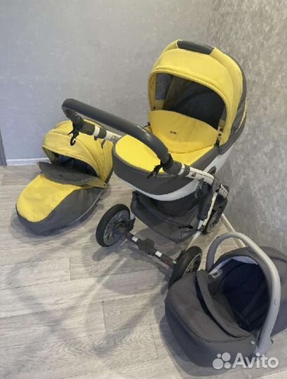 Коляска 3 в 1