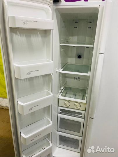 Холодильник Samsung Side by Side No Frost