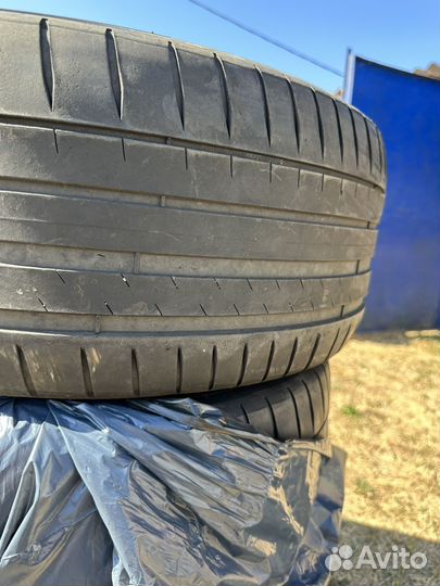 Michelin Pilot Sport 245/50 R18