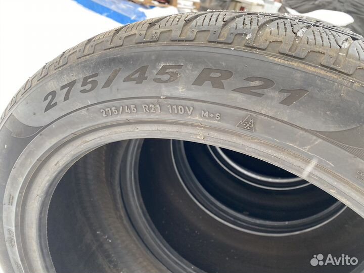 Pirelli Scorpion Winter 275/45 R21