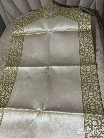 Подарочный ковёр для намаза