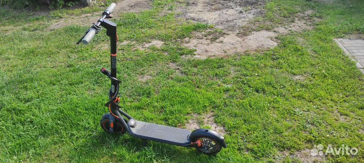 Электросамокат ninebot kickscooter f40