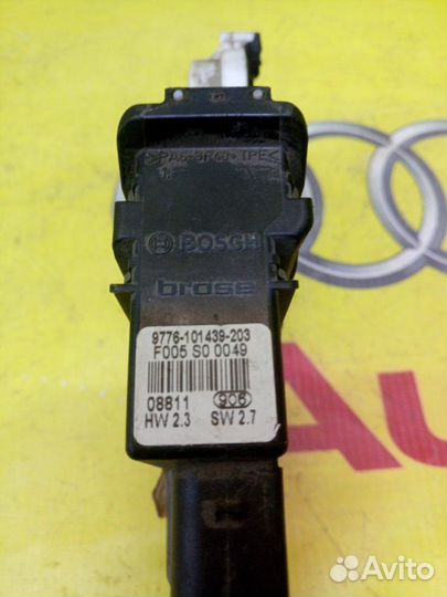 Блок с мотором стеклоподемника задний левый