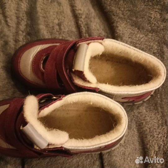 Ботинки демисезонные для девочки утеплённые