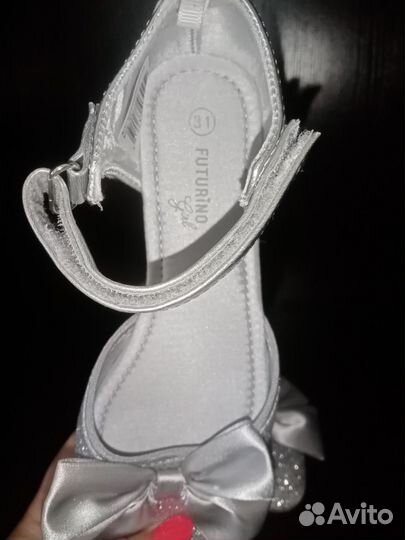 Босоножки для девочки