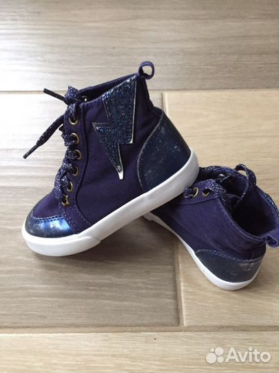 Кеды фирменные