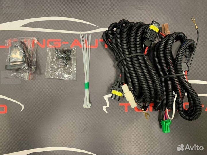 Противотуманные фары Mitsubishi Mirage