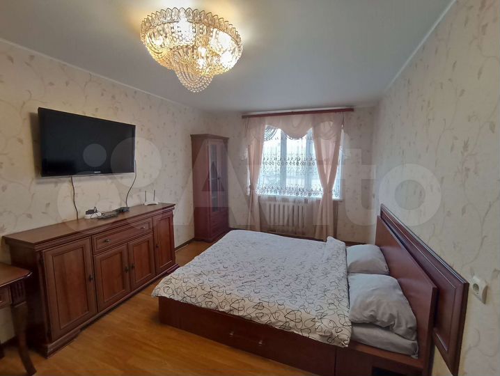 2-к. квартира, 65 м², 8/10 эт.