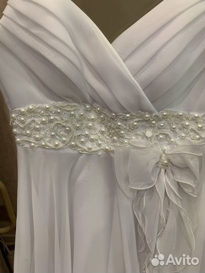 Свадебное платье 42 44 размер