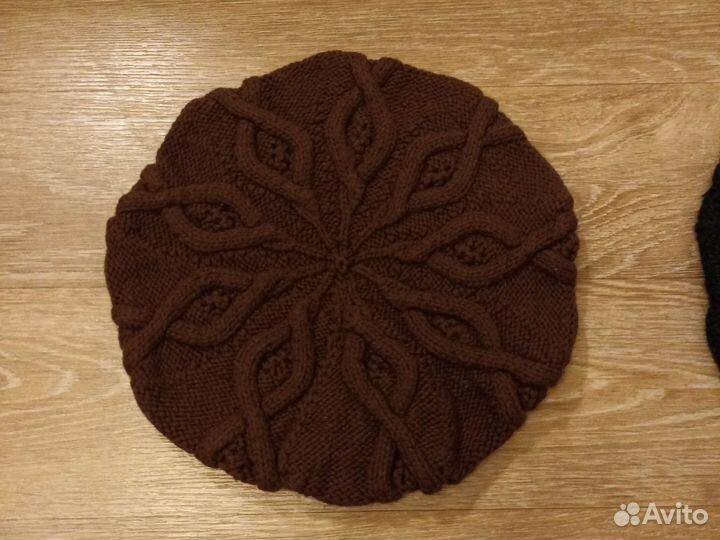 Берет женский