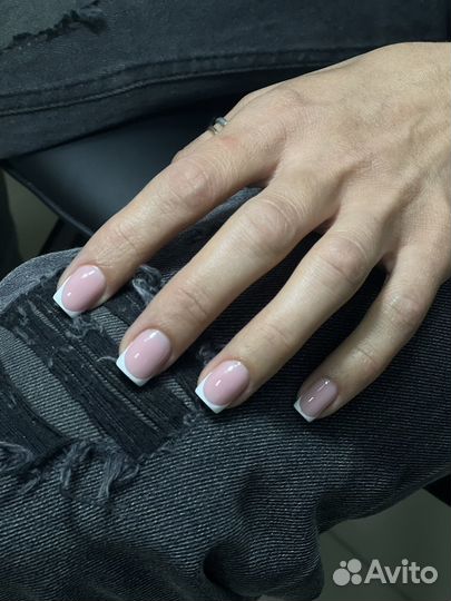 Мастер маникюра и педикюра