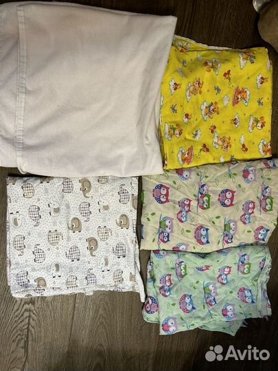 Пеленки + непромокаемый наматрасник