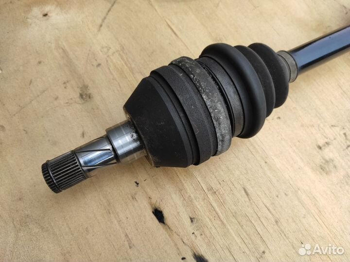 Привод левый Z17DTH на Opel Astra H