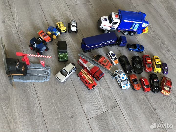 Большой набор машин