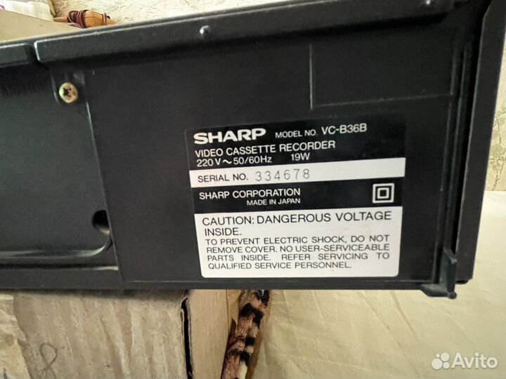 Видеомагнитофон Panasonic и sharp