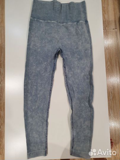 Костюм спортивный для фитнеса