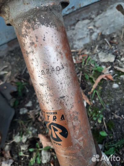 Амортизаторы subaru impreza KYB