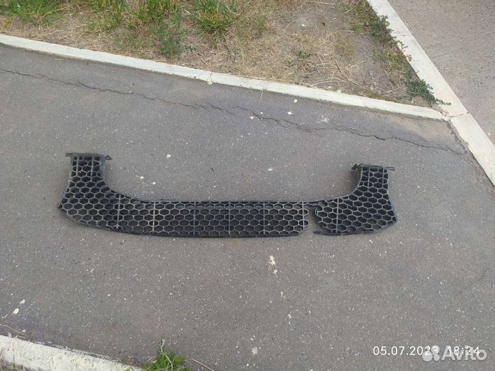 Усилитель бампера киа спортейдж 3, значок киа