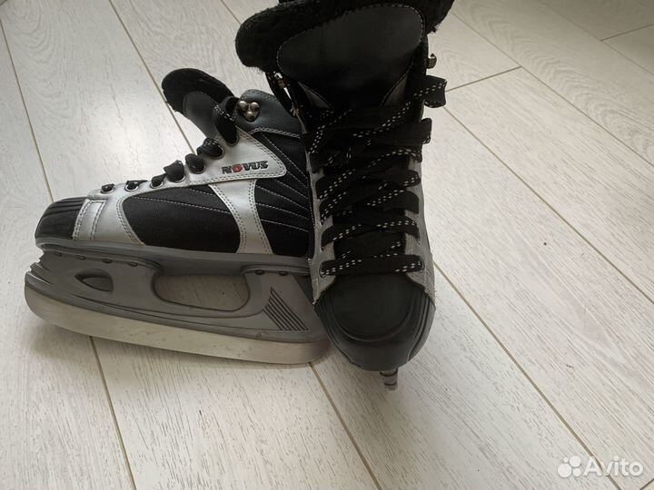 Коньки хоккейные профессиональные, 37 размер