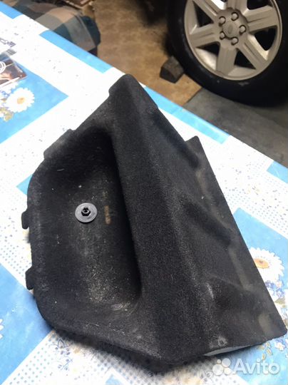 Правый карман багажника land rover фрилендер 2