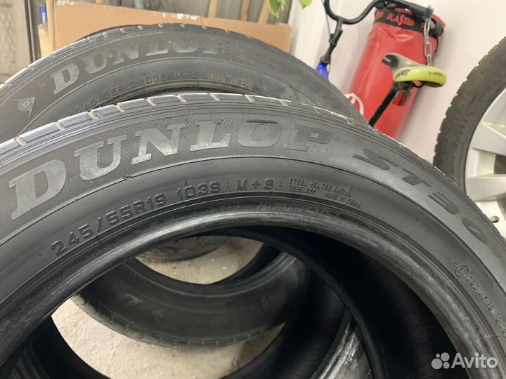 Dunlop Grandtrek ST30 245/55 R19 103S
