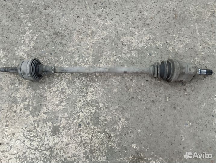 Pontiac vibe 2006 г передний правый привод