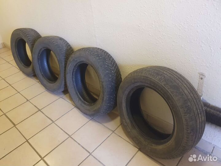 Nokian Tyres Hakkapeliitta 5 SUV 235/65 R17