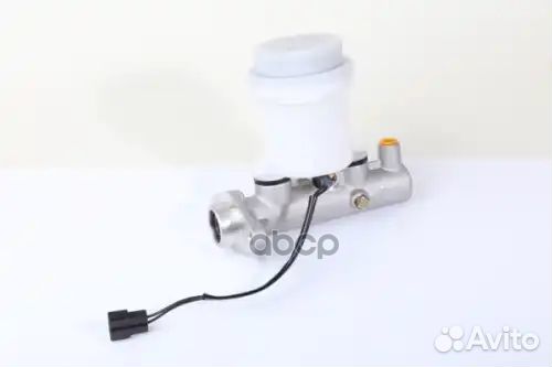 Цилиндр торм. главн. Mitsubishi L200/Pajero