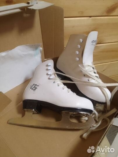 Коньки детские 31 размера