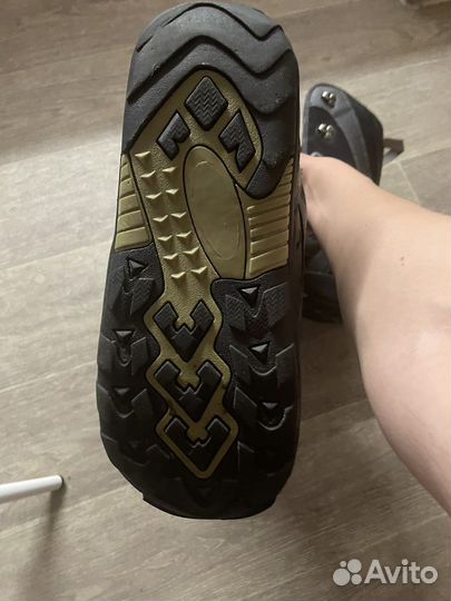 Сноубордические ботинки bone