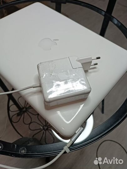 Macbook 13 2010 A1342