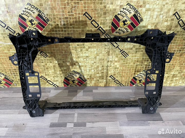 Панель передняя на Porsche Cayenne 9Y 17-23