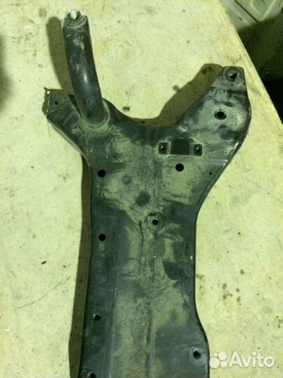 Подрамник mitsubishi outlander xl