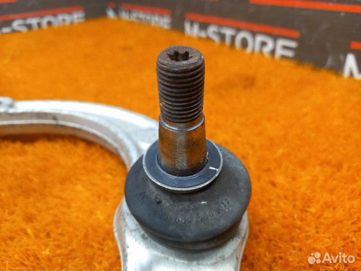 Рычаг подвески верхний передний левый