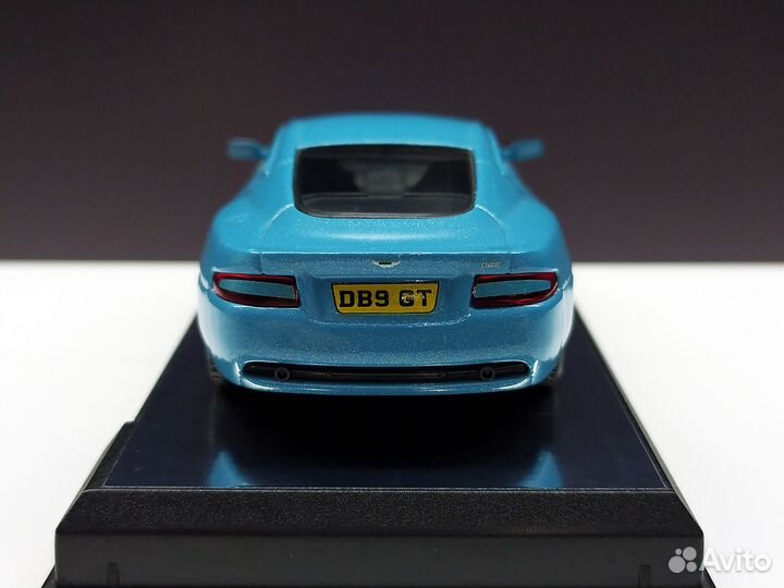 1:43 Aston Martin DB9 GT 2004
