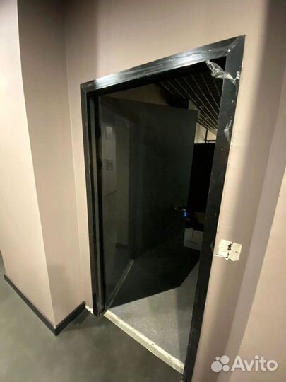 Стеклянная дверь на заказ от 3 дней
