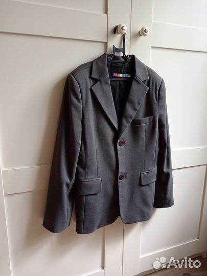 Пиджак для мальчика 128