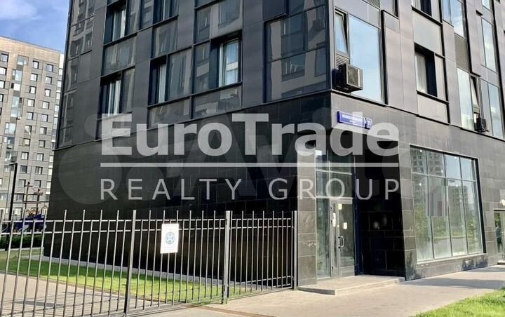 Сдам торговое помещение, 195 м²