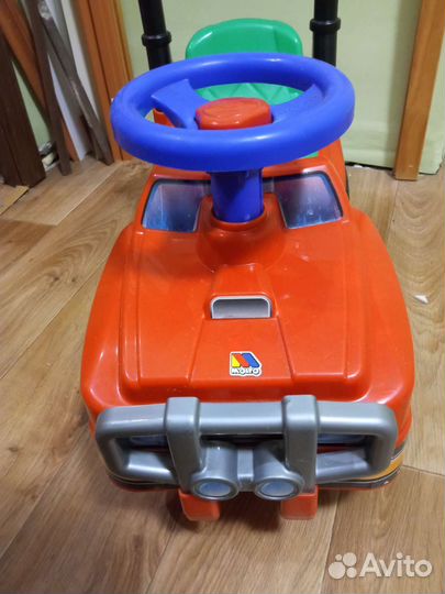 Машинка-каталка