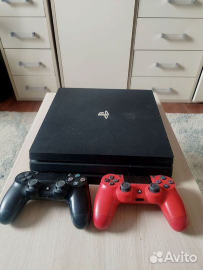 Sony PS4 pro 1tb