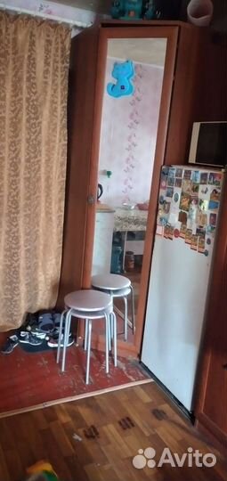 Шкаф платяной