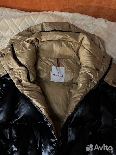 Пуховик moncler