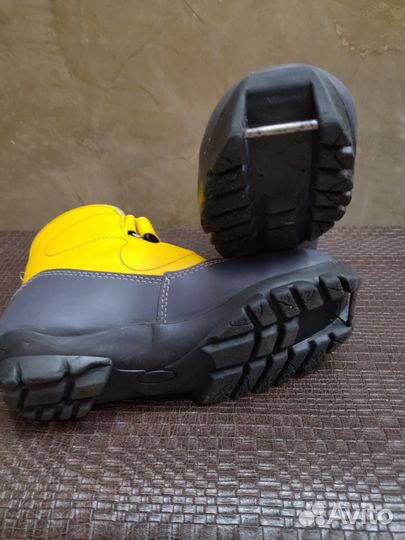 Лыжные ботинки детские 35