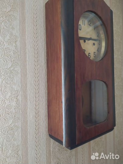 Часы очз.Настенные и настольные.Механические 50-х