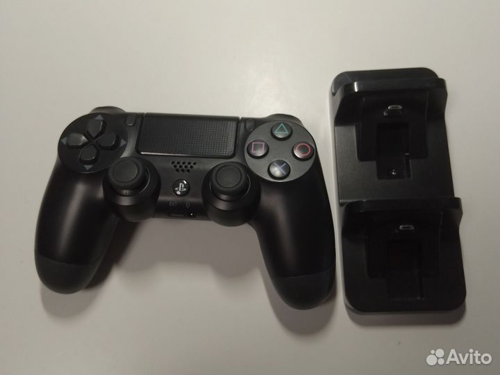 Джойстик ps4 зарядная станция