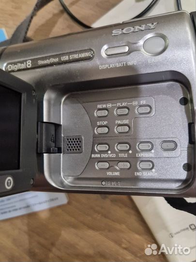 Продам видеокамеру Sony DCR TRV270E