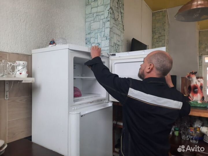 Ремонт холодильников Ремонт стиральных машин