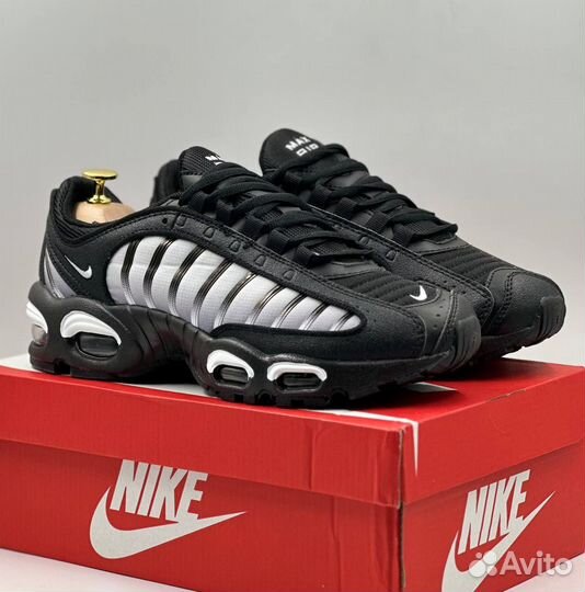 Кроссовки Nike Air Max Tailwind 4
